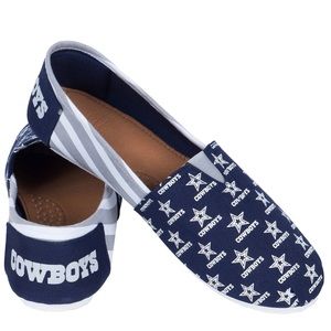 NWT DALLAS COWBOYS NFL WOMENS STRIPE CANVAS SHOES